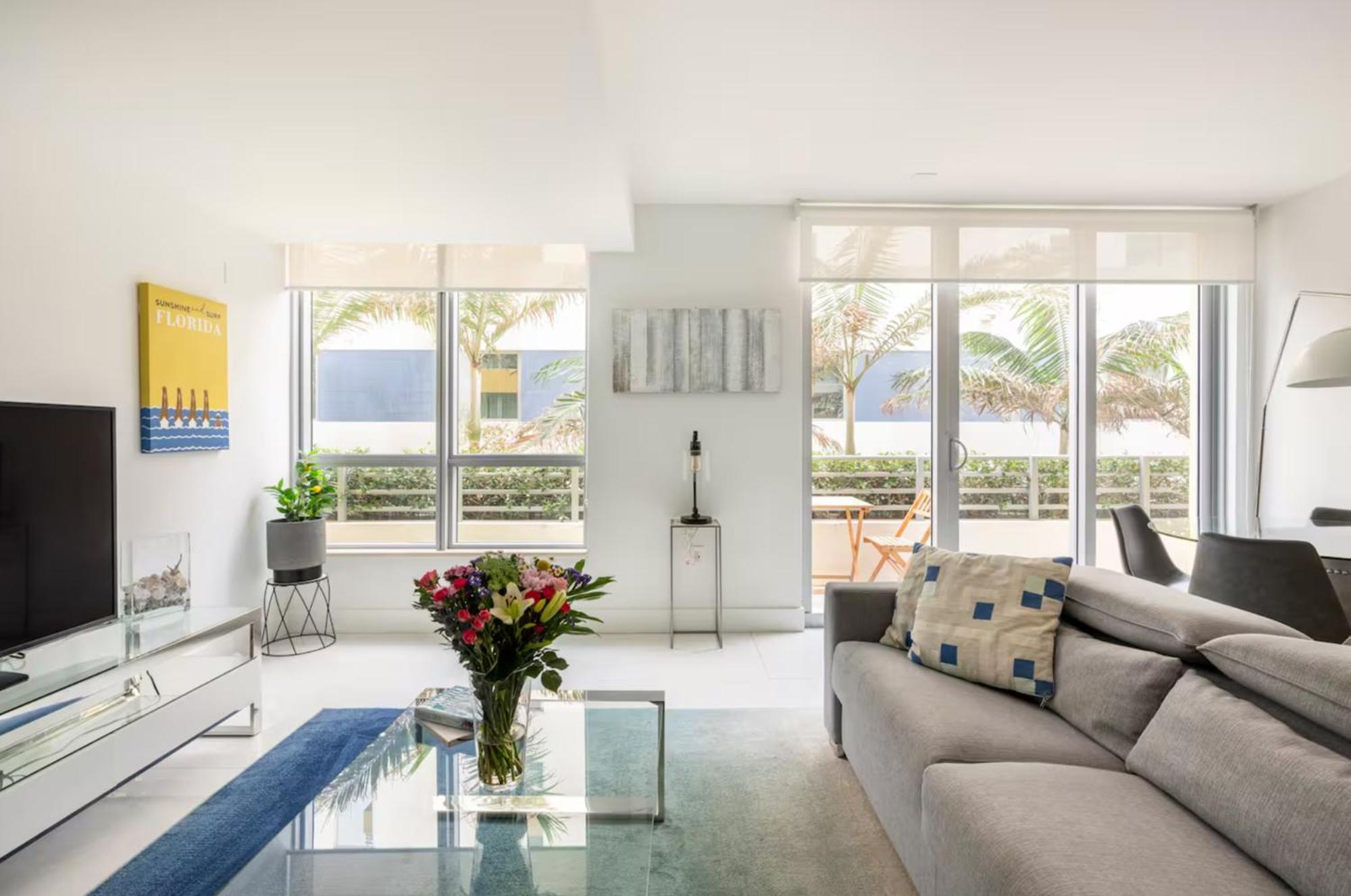 Beachfront Bentley Hotel One Bedroom Suite With Balcony And Beach Access Miami Beach Extérieur photo